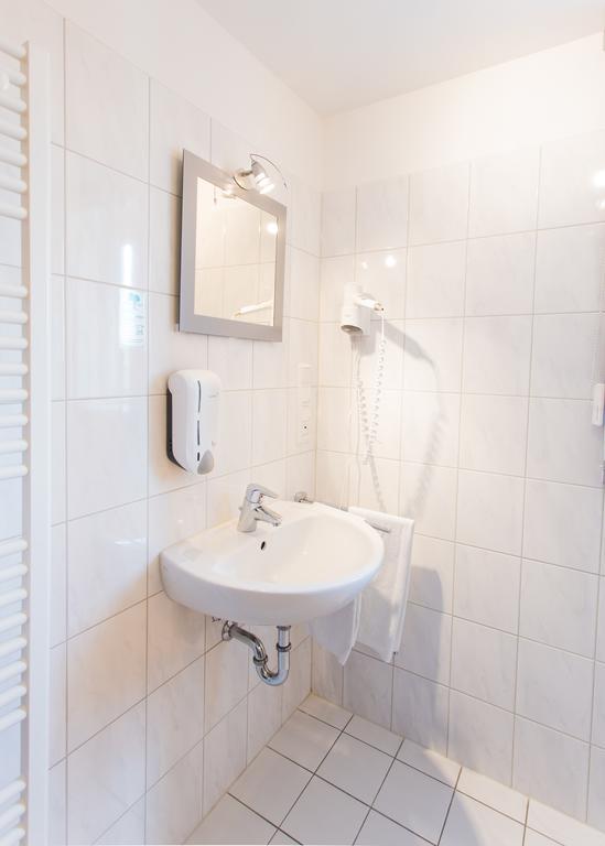 Hotel Luisenhof Mettmann Oda fotoğraf
